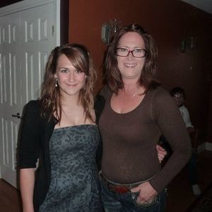 Meet your Posher, Joelle